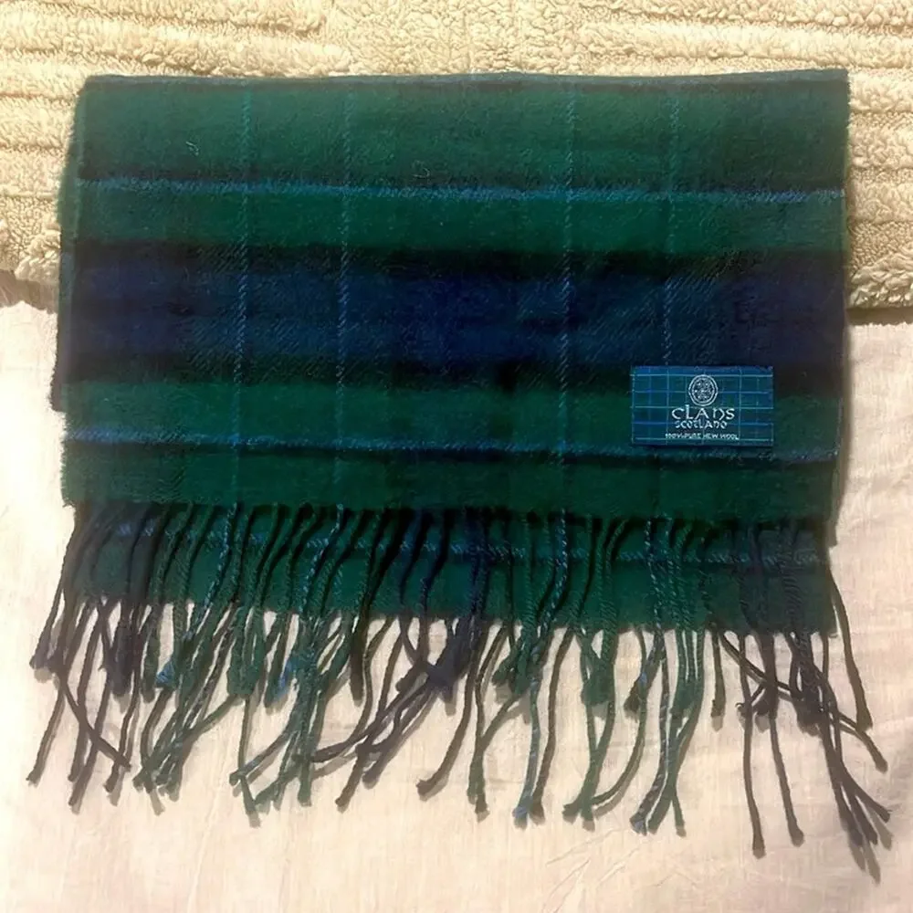 CLADS SCOTLAND 100 pure new  Wool Green and Blue plaid  Scarf